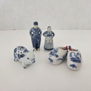 Blue and White Delft Figurines Set